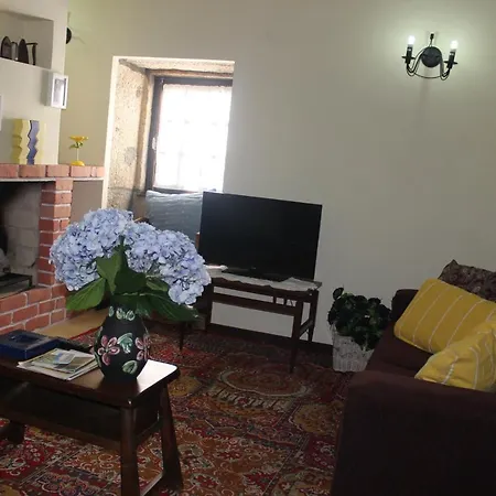 Casa Da Figueira Moura - Quintinha D'arga *